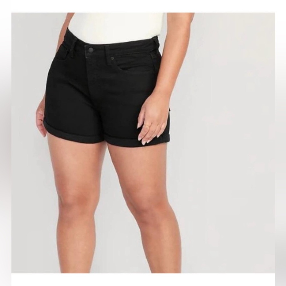 OLD NAVY OG STRAIGHT HIGH RISE BLACK DENIM SHORTS
